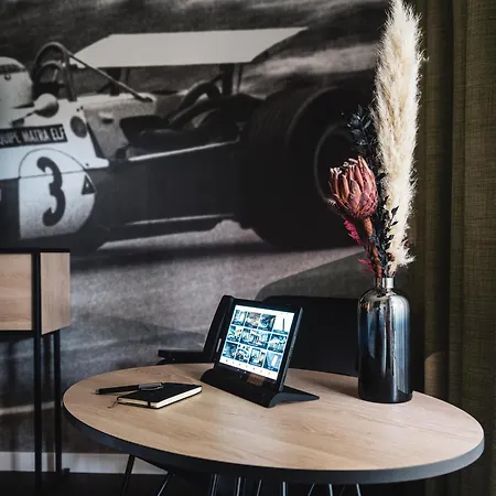 Ameron Motorworld Отель 4*