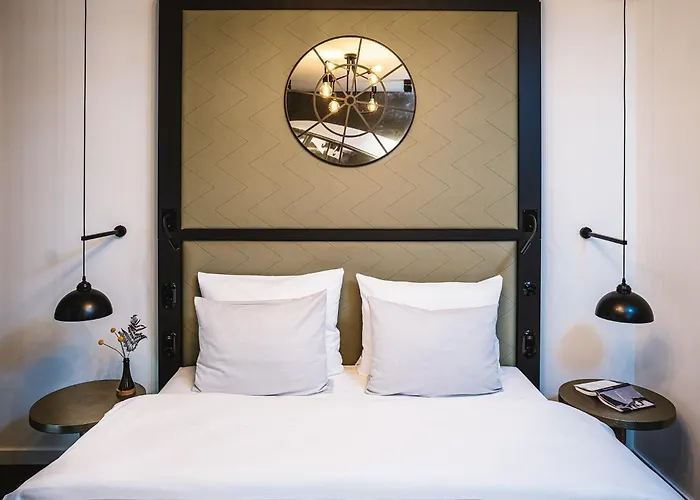 Ameron Motorworld 4*