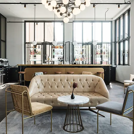 Ameron Motorworld 4*